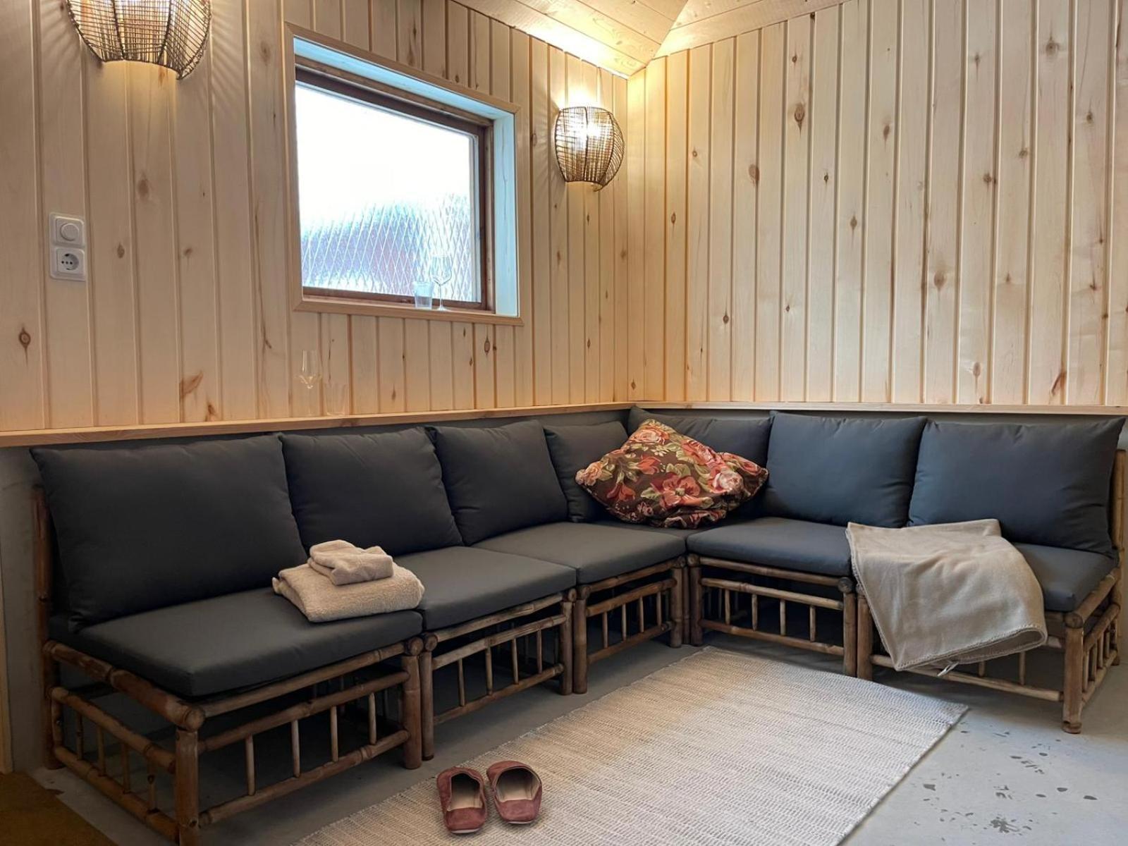 Casa vacanze Leafcottage And Sauna, 25 Min From Romme Alpine *